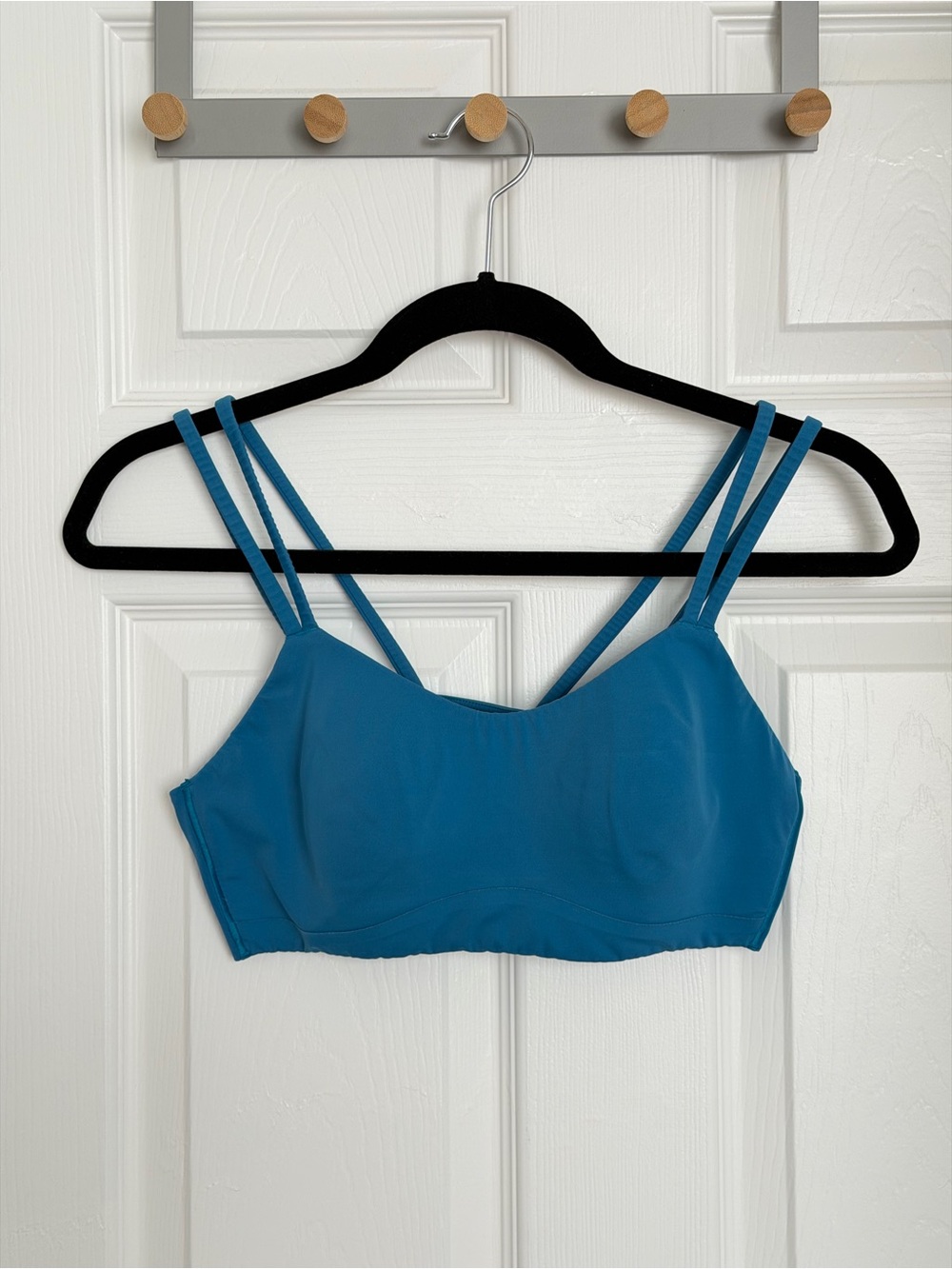 Lululemon Like a Cloud Bra, Light Support - Teal/Lagoon Blue - Picture 3 of 9